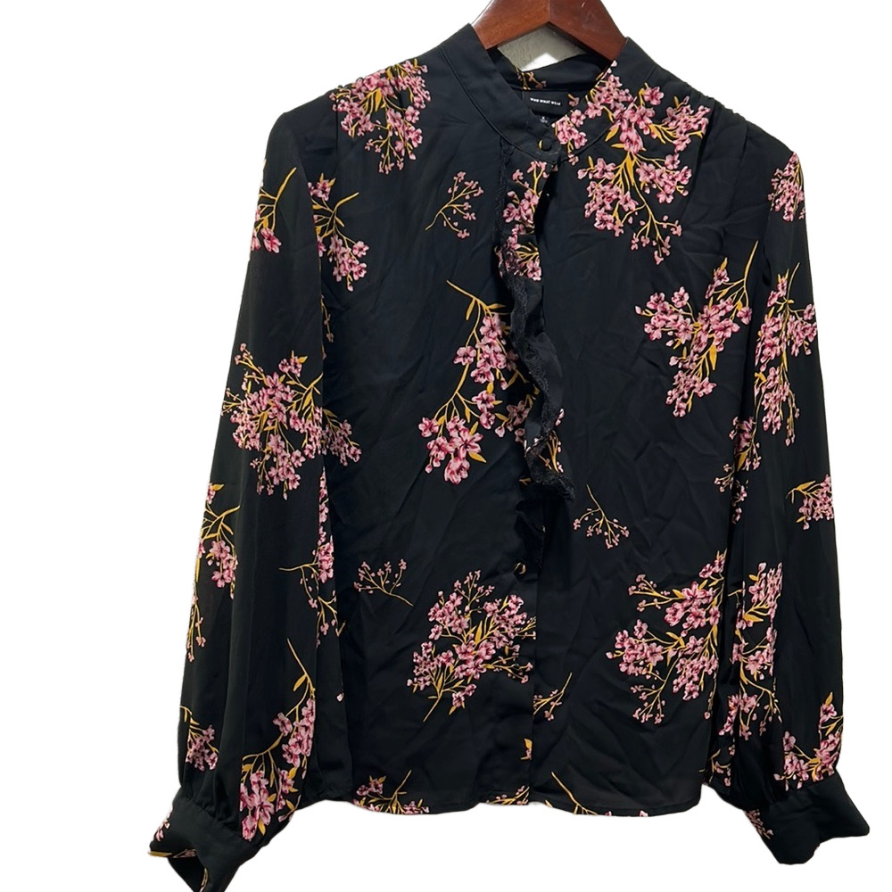 Who what wear  black floral  top size X GUC